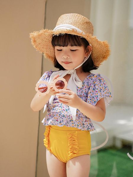 one-piece suits 2021 summer 3-10 years girls swimwear floral ruffle sleeve cute baby girl swimsuit high waist shorts beach wear 2 piece set
one-piece suits 2021 summer 3-10 years girls swimwear floral ruffle sleeve cute baby girl swimsuit high waist shorts beach wear 2 piece set