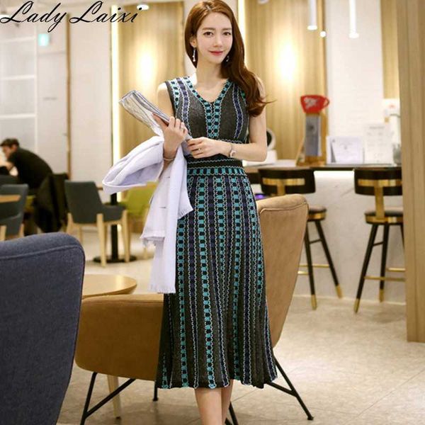 summer sweater dress fashion streetwear sleeveless knit stretch slim jacquard pattern 210529, Black;gray
summer sweater dress fashion streetwear sleeveless knit stretch slim jacquard pattern 210529, Black;gray