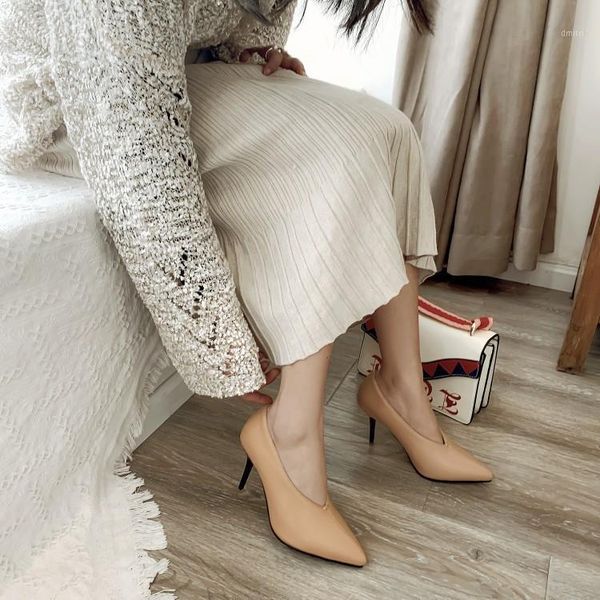 dress shoes big size - ladies high heels women woman pumps tapered and feet with a shallow mouth, Black
dress shoes big size - ladies high heels women woman pumps tapered and feet with a shallow mouth, Black