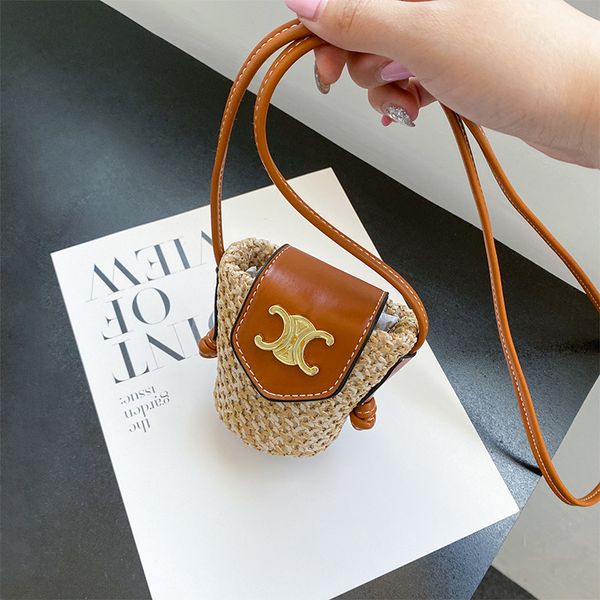 design hand 2021 new triumphal arch earphone straw mini messenger pu splicing simple one shoulder bag for women, Red;black
design hand 2021 new triumphal arch earphone straw mini messenger pu splicing simple one shoulder bag for women, Red;black