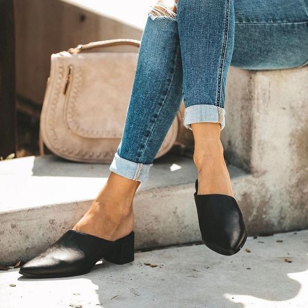 slippers women pointed toe ladies mules shoes pu leather vintage sandals block heels female pumps outdoor slides zapatos mujer, Black
slippers women pointed toe ladies mules shoes pu leather vintage sandals block heels female pumps outdoor slides zapatos mujer, Black