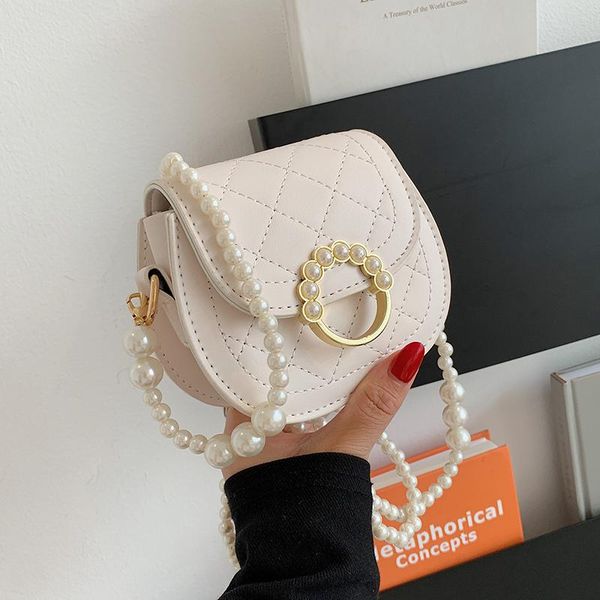 shoulder bags niche design handbags 2021 fashion all-match pearl chain messenger bag rhombic saddle
shoulder bags niche design handbags 2021 fashion all-match pearl chain messenger bag rhombic saddle