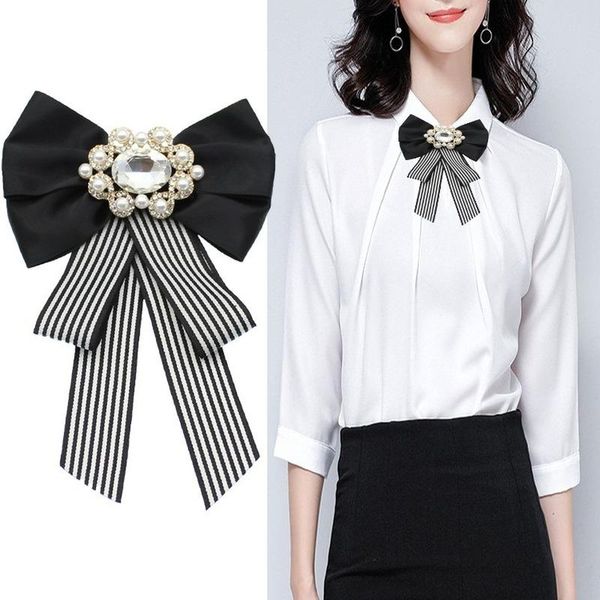 neck ties korean version of the british style cloth brooch retro temperament bow tie professional shirt female collar flower, Blue;purple
neck ties korean version of the british style cloth brooch retro temperament bow tie professional shirt female collar flower, Blue;purple