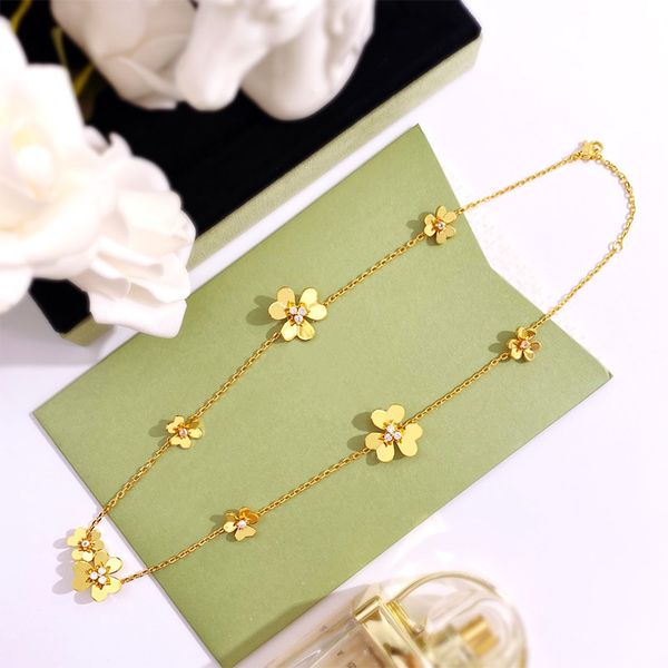 ladies designer necklaces love earring rings screw necklace cleefes party wedding couple gift bracelet fashion luxury ear studs 1, Silver
ladies designer necklaces love earring rings screw necklace cleefes party wedding couple gift bracelet fashion luxury ear studs 1, Silver