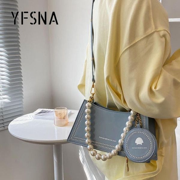 shoulder bags summer pu fashion designer clutch trend handbag bag leisure pure color pearl bracelet brand travel purse
shoulder bags summer pu fashion designer clutch trend handbag bag leisure pure color pearl bracelet brand travel purse