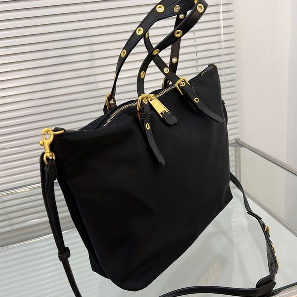 designer handbags shoulder bags luxury tote bag genuine leather different colors various styles fashion brand high-capacity with original bo
designer handbags shoulder bags luxury tote bag genuine leather different colors various styles fashion brand high-capacity with original bo