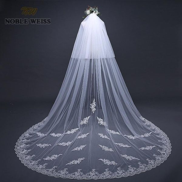 bridal veils noble weiss two layers 3*3 meters wedding veil cathedral appliques party with comb, Black
bridal veils noble weiss two layers 3*3 meters wedding veil cathedral appliques party with comb, Black