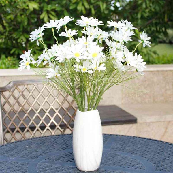 5 daisies, dutch persian chrysanthemum, home decoration, artificial juan flower, simulation flower
5 daisies, dutch persian chrysanthemum, home decoration, artificial juan flower, simulation flower