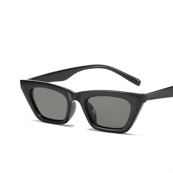 aviator sunglasses 2021 fashion sunglasses for women retro small frame cat's eye sun glasses eyeglasses, White;black
aviator sunglasses 2021 fashion sunglasses for women retro small frame cat's eye sun glasses eyeglasses, White;black