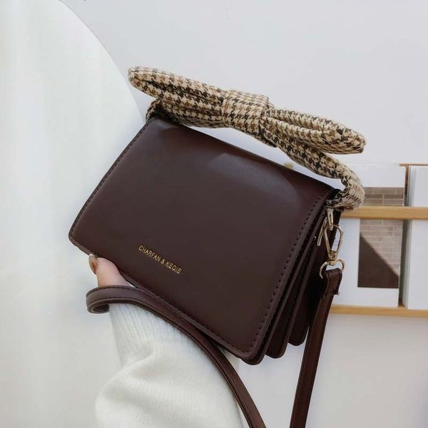 purse designers luxurys handbags felicie foreign style messenger bag women's 2021 fashion small square cneeya & kaer one shoulder brown, Black;red
purse designers luxurys handbags felicie foreign style messenger bag women's 2021 fashion small square cneeya & kaer one shoulder brown, Black;red