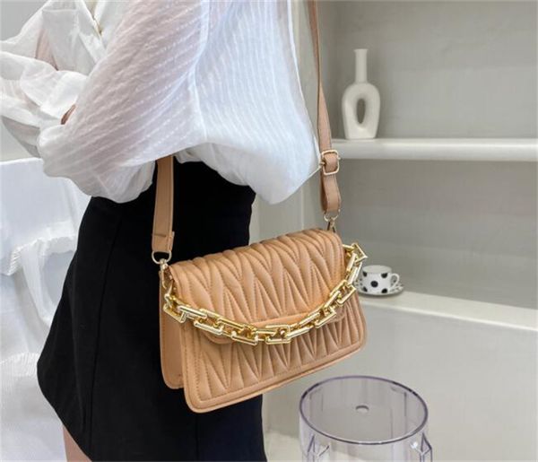 hbp classic women bags saddle axillary thick chain satchel shoulder bag hobo handbags lattice patterns pu leather lady tote crossbody messen
hbp classic women bags saddle axillary thick chain satchel shoulder bag hobo handbags lattice patterns pu leather lady tote crossbody messen