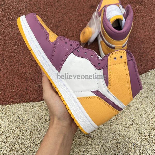 jumpman i 1 high og brotherhood 555088-706 dark marina blue fragment military blue men basketball shoes sneakers size 36-47.5
jumpman i 1 high og brotherhood 555088-706 dark marina blue fragment military blue men basketball shoes sneakers size 36-47.5