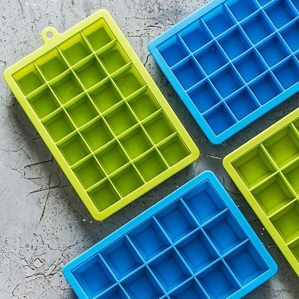 1pc silicone ice cube mold reusable tray whisky wine maker large square with lid kitchen gadgets baking moulds
1pc silicone ice cube mold reusable tray whisky wine maker large square with lid kitchen gadgets baking moulds