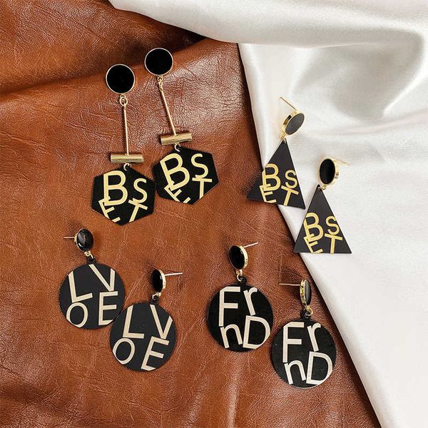 925 silver needle new geometric women's designer fashion simple letter love cold wind earrings
925 silver needle new geometric women's designer fashion simple letter love cold wind earrings