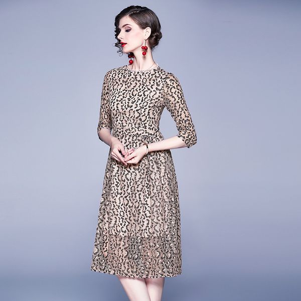 boutique dress fall 2021 women's 7 / 3 sleeve leopard lace versatile a-line skirt, Black;pink
boutique dress fall 2021 women's 7 / 3 sleeve leopard lace versatile a-line skirt, Black;pink