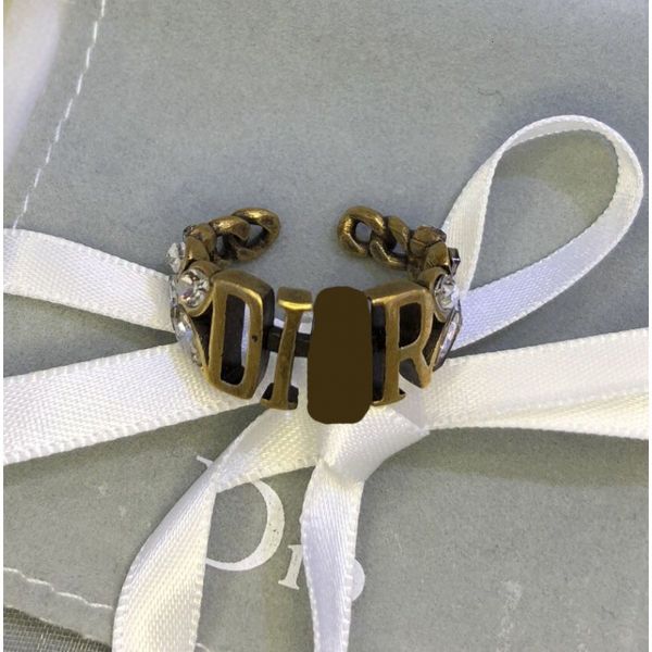 d home / dijia 2021 new cd letter ring earrings for women hand jewelry high version girlfriend, Silver
d home / dijia 2021 new cd letter ring earrings for women hand jewelry high version girlfriend, Silver