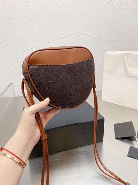 2021 new women fashion lovely heart-shaped one-shoulder camera bag elegant and noble all-match clothing classic patchwork crossbody bags
2021 new women fashion lovely heart-shaped one-shoulder camera bag elegant and noble all-match clothing classic patchwork crossbody bags