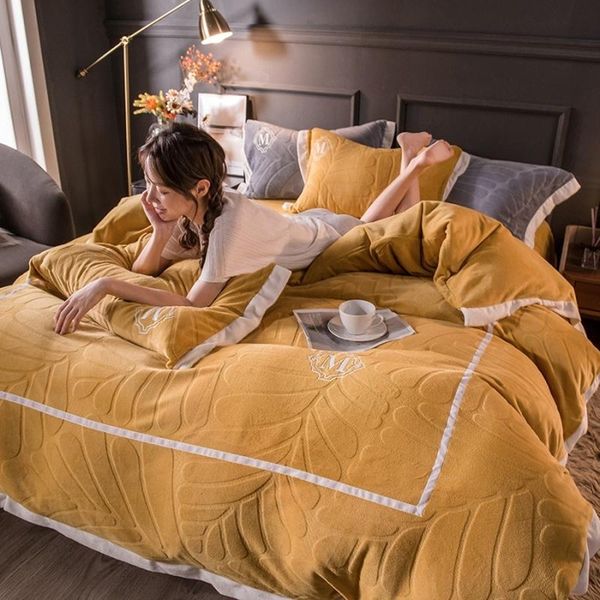 bedding sets 2021 set milk velvet cut flower craft bed sheet quilt cover 4pcs king size crystal duvet
bedding sets 2021 set milk velvet cut flower craft bed sheet quilt cover 4pcs king size crystal duvet