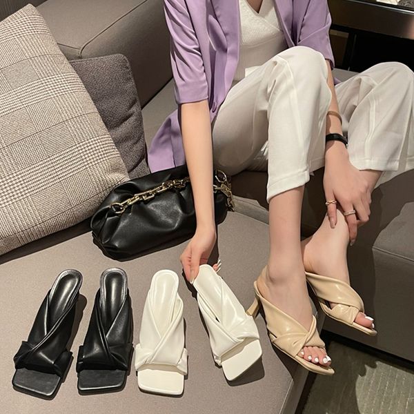 women slippers female heels summer 2021 mules shoes ladies sandals shoes low open toe outdoor slides causal slippers femal pumps, Black
women slippers female heels summer 2021 mules shoes ladies sandals shoes low open toe outdoor slides causal slippers femal pumps, Black
