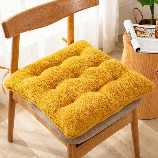 cushion/decorative pillow cushion winter thick plush chair office sedentary bucushion lambswool home student stool
cushion/decorative pillow cushion winter thick plush chair office sedentary bucushion lambswool home student stool