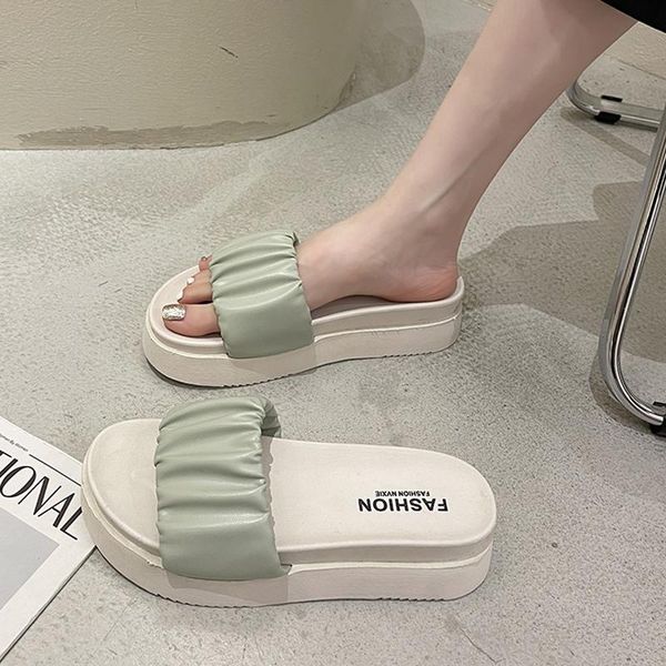 shoes woman 2021 house slippers platform pantofle luxury slides med flat summer soft designer rubber fashion pu female, Black
shoes woman 2021 house slippers platform pantofle luxury slides med flat summer soft designer rubber fashion pu female, Black