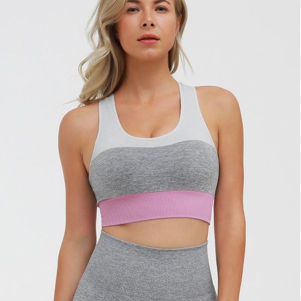 gym clothing knitted seamless sport underwear splicing color sports hollow out sportwear for women shockproof bra 2021, White;black
gym clothing knitted seamless sport underwear splicing color sports hollow out sportwear for women shockproof bra 2021, White;black