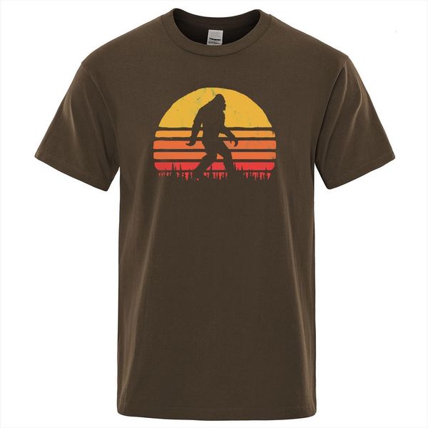 retro bigfoot silhouette sun mens t shirts vintage believe short sleeve summer cotton brand casual funny tee, White;black
retro bigfoot silhouette sun mens t shirts vintage believe short sleeve summer cotton brand casual funny tee, White;black