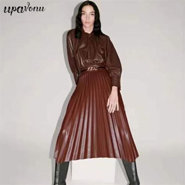 women vintage wine red midi leather skirt women's irregular waist a-line pleated 210524, Black
women vintage wine red midi leather skirt women's irregular waist a-line pleated 210524, Black