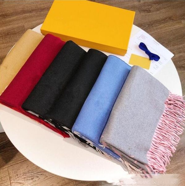 2022 new scarf wholesale fashion scarfs timeless classic super long shawl womens soft velvet winter thick scarf no box, Blue;gray
2022 new scarf wholesale fashion scarfs timeless classic super long shawl womens soft velvet winter thick scarf no box, Blue;gray