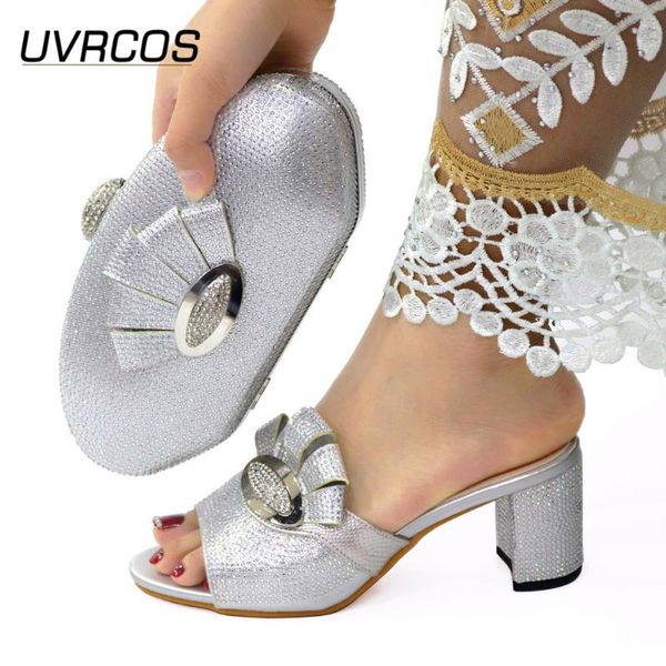 dress shoes 2021 italian design fashion special rhinestonc noble decoration style party platform ladeis and bag set in silver color, Black
dress shoes 2021 italian design fashion special rhinestonc noble decoration style party platform ladeis and bag set in silver color, Black