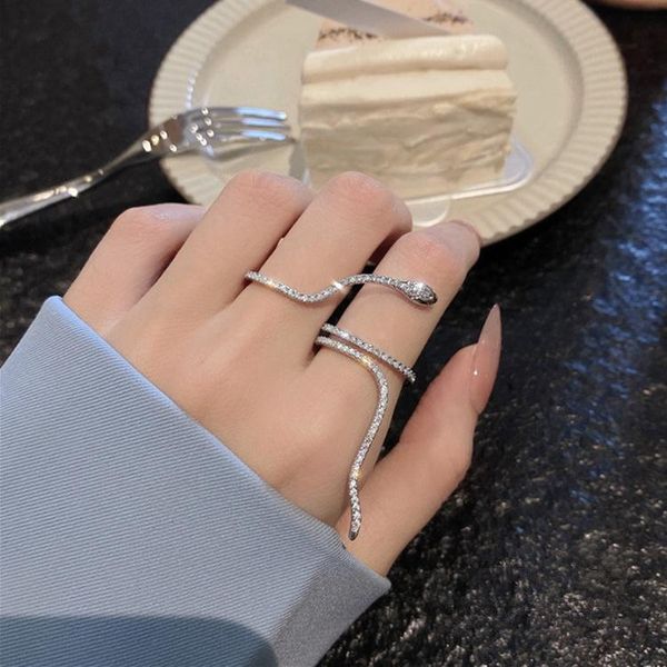 cluster rings delicate bling shining zircon snake open for women's fashion design 14k gold plated cool personalized luxury tail, Golden;silver
cluster rings delicate bling shining zircon snake open for women's fashion design 14k gold plated cool personalized luxury tail, Golden;silver
