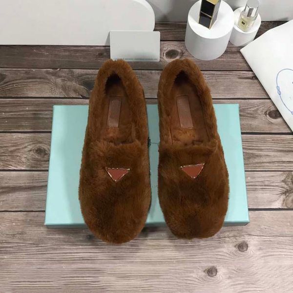 fashion designer shoes women warm winter slipper platform casual chaelsea brand furry single flat shoe trainers sneaker brown with box, Black
fashion designer shoes women warm winter slipper platform casual chaelsea brand furry single flat shoe trainers sneaker brown with box, Black