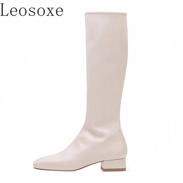 boots fashion women black block high heels long winter warm knee soft leather thigh shoes
boots fashion women black block high heels long winter warm knee soft leather thigh shoes