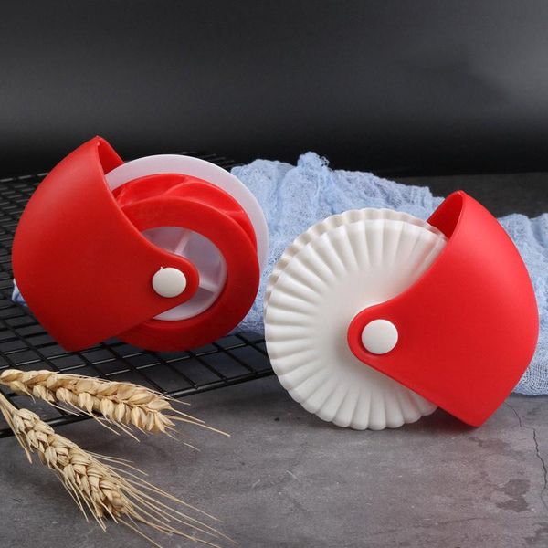pastry wheel cutter noodle maker lattice roller dough tool kitchen helper diy cutting tools baking &
pastry wheel cutter noodle maker lattice roller dough tool kitchen helper diy cutting tools baking &