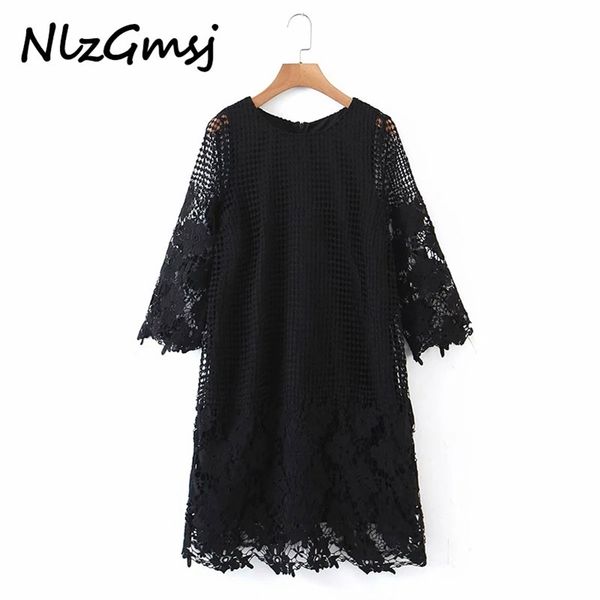 dres spring fashion round neck lace long sleeve solid color hollow out temperament loose 210628, Black;gray
dres spring fashion round neck lace long sleeve solid color hollow out temperament loose 210628, Black;gray