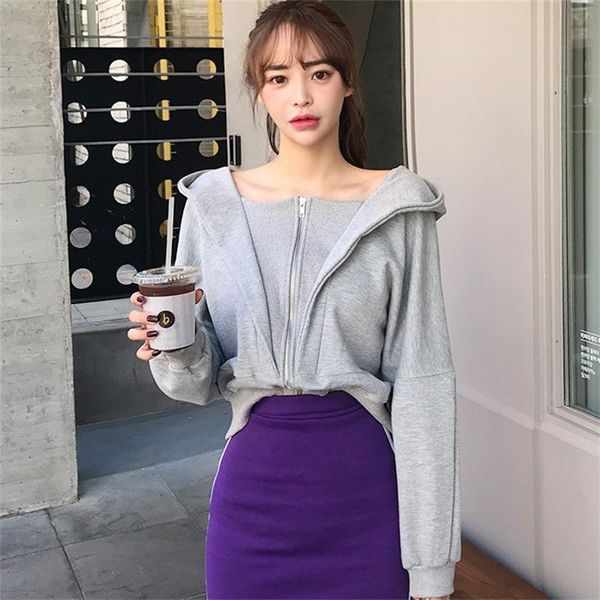 women's hoodies & sweatshirts 2021 spring and autumn korean version of loose bat sleeve hooded warm female casual jacket, Black
women's hoodies & sweatshirts 2021 spring and autumn korean version of loose bat sleeve hooded warm female casual jacket, Black