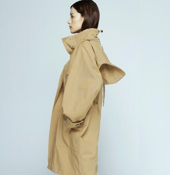women's trench coats 2021 autumn high fashion brand woman classic one button coat waterproof raincoat business outerwear large collar, Tan;black
women's trench coats 2021 autumn high fashion brand woman classic one button coat waterproof raincoat business outerwear large collar, Tan;black