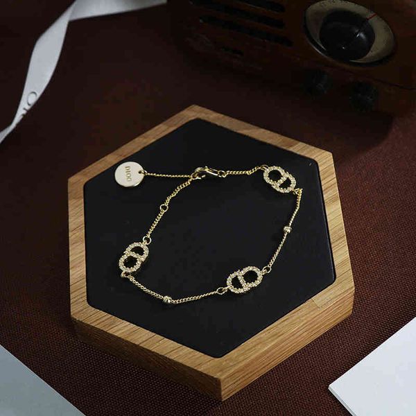 design jewelry family letter 2021 new fengdijia net red diamond heavy industry bracelet, Black
design jewelry family letter 2021 new fengdijia net red diamond heavy industry bracelet, Black
