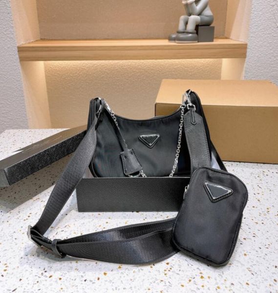 woman luxurys men designers bags lady womens mens crossbody tote hobo shoulder purses handbags bag wallet25cm
woman luxurys men designers bags lady womens mens crossbody tote hobo shoulder purses handbags bag wallet25cm