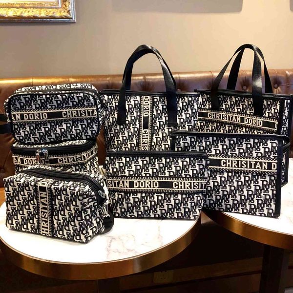 handbag canvas black and white r letter portable cosmetic bag fashion large capacity mommy simple storage, Black;red
handbag canvas black and white r letter portable cosmetic bag fashion large capacity mommy simple storage, Black;red