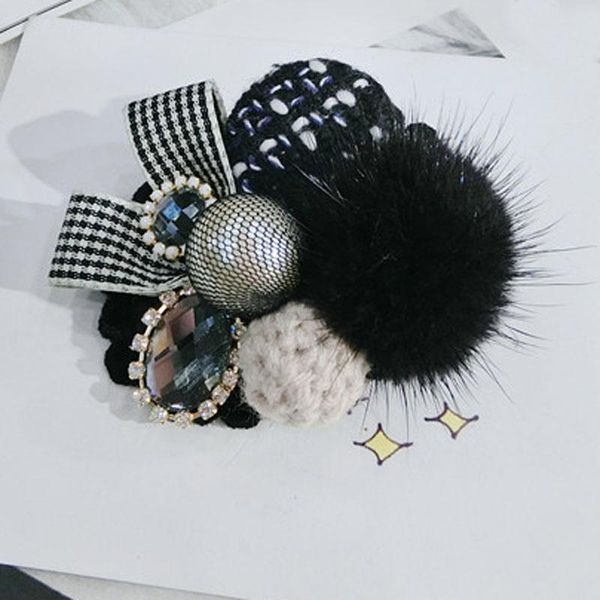 pins, brooches european and american fashion vintage silk scarf shawl button brooch fy18112202, Gray
pins, brooches european and american fashion vintage silk scarf shawl button brooch fy18112202, Gray