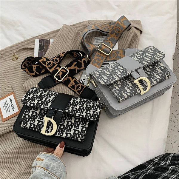 bag female simple messenger trendy new fashion high-end brand texture letter one-shoulder 2021 small square fdsgl
bag female simple messenger trendy new fashion high-end brand texture letter one-shoulder 2021 small square fdsgl