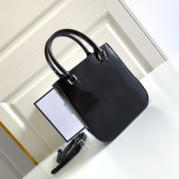evening bags high end luxury mini cute tote handbag fashion bright cortex messenger bag shoulder strap detachable belt box quick delivery
evening bags high end luxury mini cute tote handbag fashion bright cortex messenger bag shoulder strap detachable belt box quick delivery