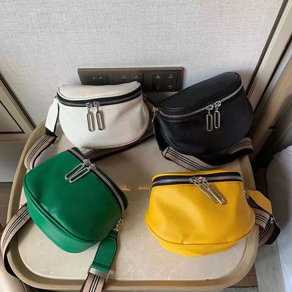 jorge's summer messenger semi-circular saddle bag colorful wide shoulder belt diagonal back chest street fashion single, Black;red
jorge's summer messenger semi-circular saddle bag colorful wide shoulder belt diagonal back chest street fashion single, Black;red