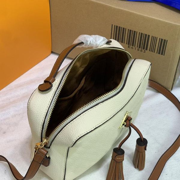 2021 classic printing letter women's bag square zipper box handbag wallet genuine leather magnetic shoulder bags
2021 classic printing letter women's bag square zipper box handbag wallet genuine leather magnetic shoulder bags