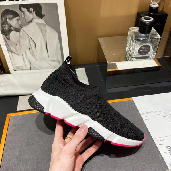 2021 selling new luxury designer casual shoes sneakers runner fashion couple men women sports a02, Black
2021 selling new luxury designer casual shoes sneakers runner fashion couple men women sports a02, Black
