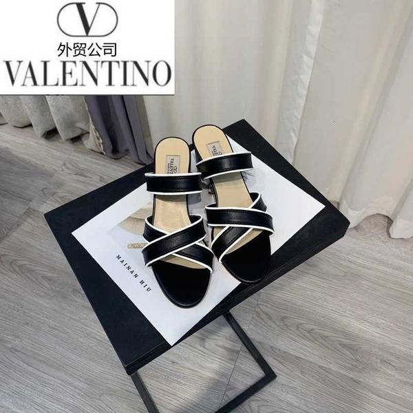 slippers loafers men slides designer sandals luxury mules women pumps high heels ballerinas sneakers dress shoes 64l4, Black;white
slippers loafers men slides designer sandals luxury mules women pumps high heels ballerinas sneakers dress shoes 64l4, Black;white