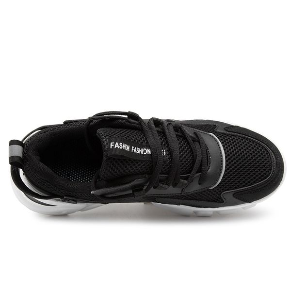 trendy trainers sports colorful shoes men women running sneakers breathable and lightweight big size 39-44
trendy trainers sports colorful shoes men women running sneakers breathable and lightweight big size 39-44