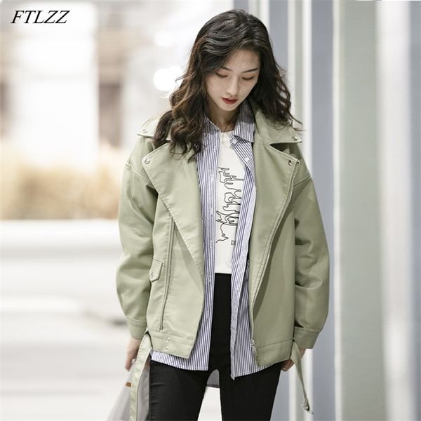 autumn women pu faux soft leather jacket female lapel moto biker zipper loose green coat bf style outwear with belt 210430, Tan;black
autumn women pu faux soft leather jacket female lapel moto biker zipper loose green coat bf style outwear with belt 210430, Tan;black