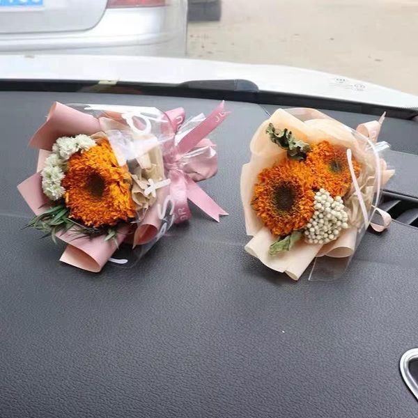 mini sunflower car air outlet decoration decoration, bouquet of flowers, real flowers with hand gift, refrigerator stick interior decoration
mini sunflower car air outlet decoration decoration, bouquet of flowers, real flowers with hand gift, refrigerator stick interior decoration